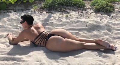 Big booty Zahra Elise struts her stuff on the beach in Florida